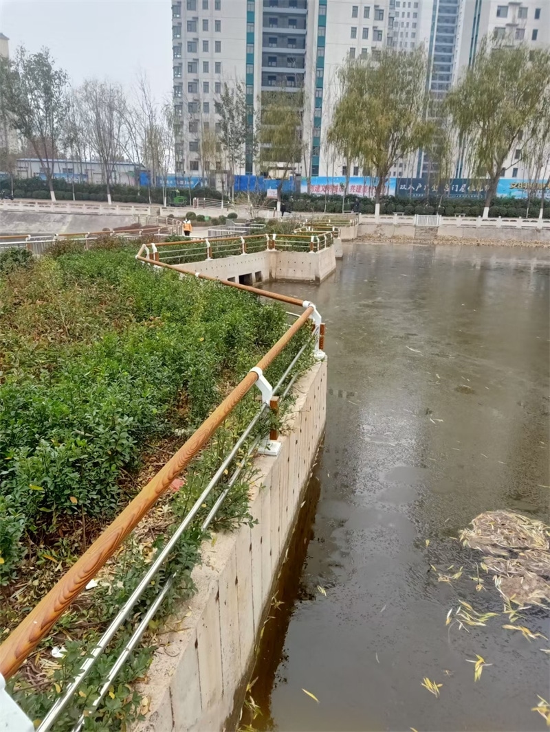 木纹转印护栏